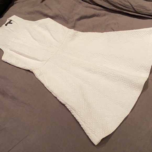 Banana Republic Textured White Dress - Picture 2 of 5